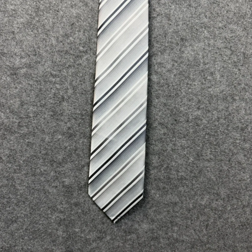 John Ashford Mens Silver White Black Striped Polyester Necktie FN13BX38‎ NEW